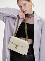 Load image into Gallery viewer, Smting crocodile chain flap bag with Hanging Flower Lock
